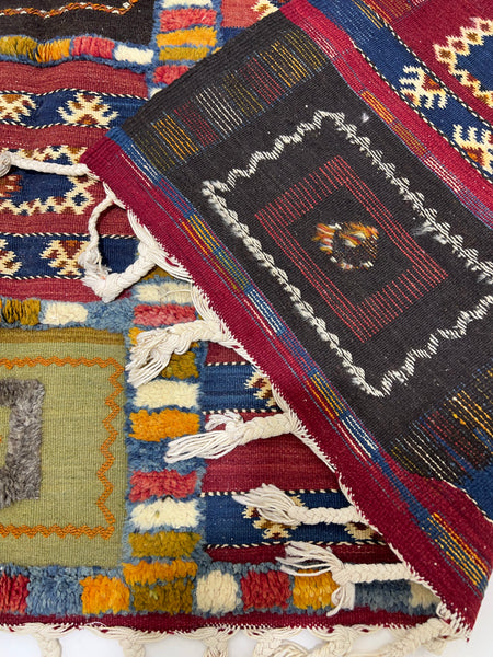 Moroccan Rug-Vintage berber rug : 6.8ft x 7.1ft / 203cm x 215cm-Moroccan Rugs-la porte d'or-High Atlas Mountains of Morocco-100% natural wool-1-la porte d'or