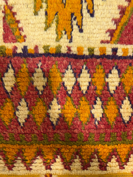 Vintage berber rug : 4.7ft x 10.7ft / 140cm x 322cm