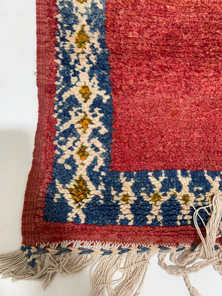 Vintage berber rug : 6.6ft x 9.1ft / 198cm x 274cm