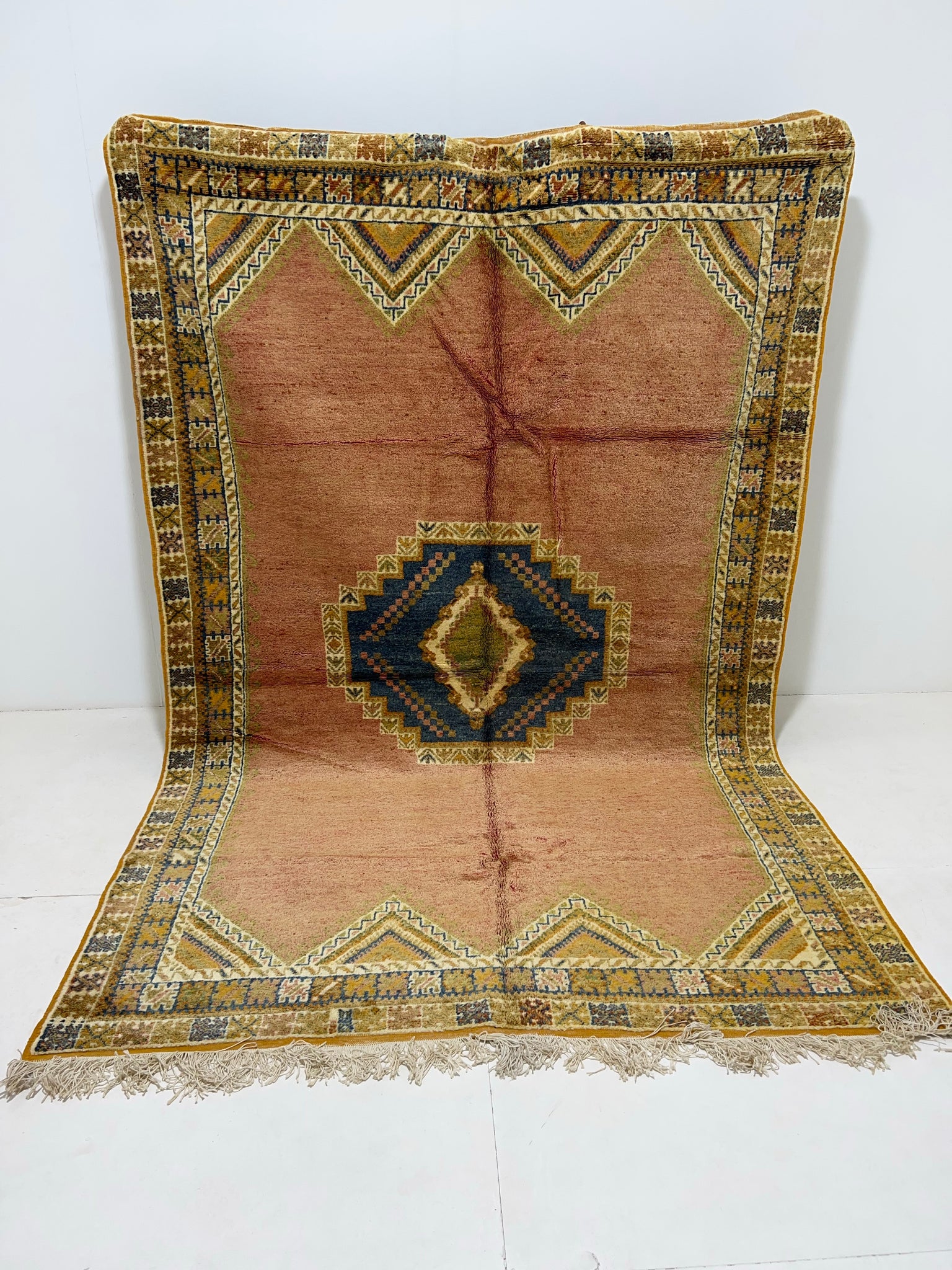 Vintage berber rug : 6.5ft x 9.8ft / 196cm x 295cm