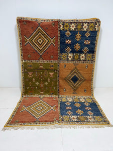 Vintage berber rug : 6.3ft x 9.9ft / 191cm x 296cm