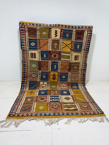 Moroccan Rug-Vintage berber rug : 6.7ft x 10.8ft / 200cm x 325cm-Moroccan Rugs-la porte d'or-High Atlas Mountains of Morocco-100% natural wool-1-la porte d'or