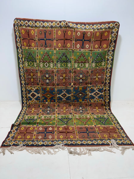 Moroccan Rug-Vintage berber rug : 6.8ft x 10ft / 203cm x 305cm-Moroccan Rugs-la porte d'or-High Atlas Mountains of Morocco-100% natural wool-1-la porte d'or