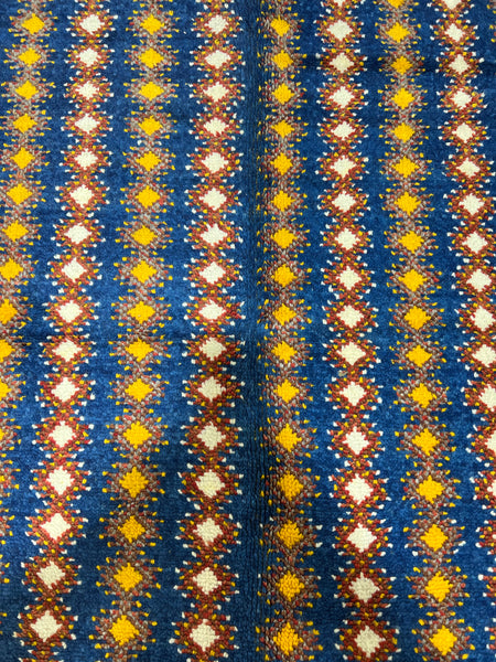 Vintage berber rug : 5.1ft x 8.8ft / 155cm x 264cm