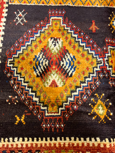 Vintage berber rug : 4.11ft x 8.3ft / 150cm x 252cm