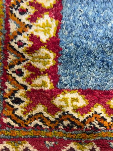 Vintage berber rug : 5.7ft x 8.4ft / 171cm x 253cm