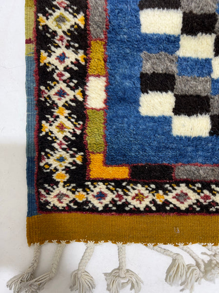 Moroccan Rug-Vintage berber rug : 7.3ft x 10.11ft / 221cm x 232cm-Moroccan Rugs-la porte d'or-High Atlas Mountains of Morocco-100% natural wool-1-la porte d'or