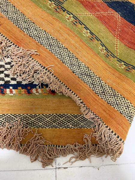 Moroccan Rug-Vintage berber rug : 6.5ft x 7.8ft / 195cm x 233cm-Moroccan Rugs-la porte d'or-High Atlas Mountains of Morocco-100% natural wool-1-la porte d'or