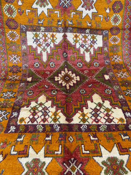 Vintage berber rug : 4.9ft x 9.6ft / 145cm x 290cm